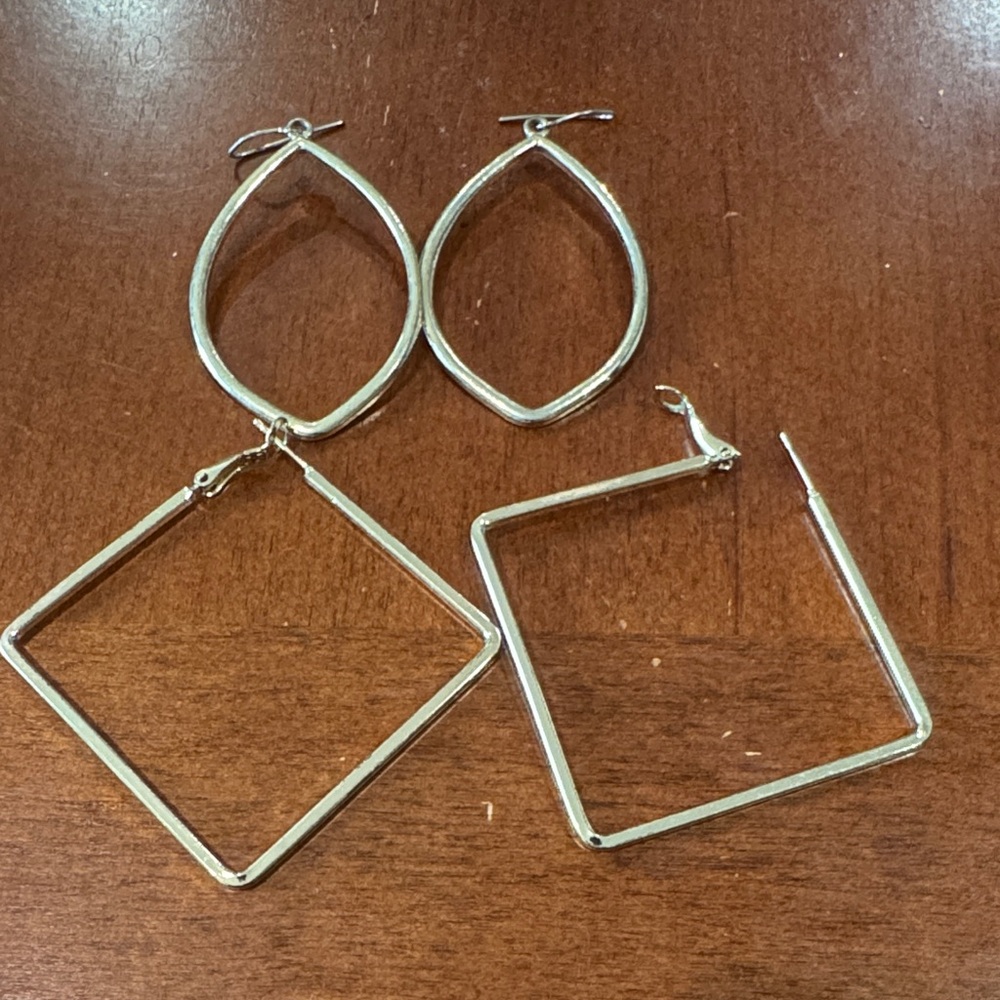 Geometric Gold Hoop Earrings Set